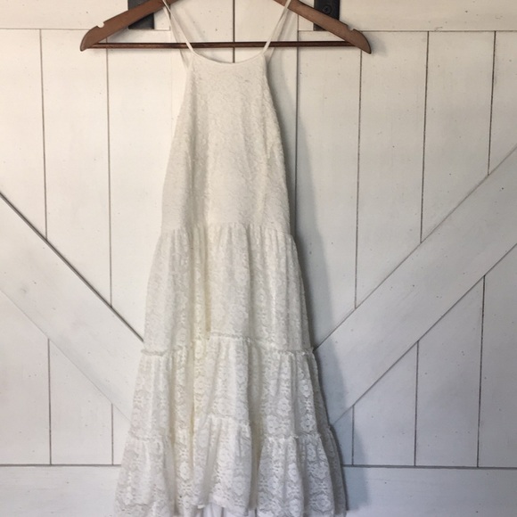 White Lace Abercrombie and fitch dress - Picture 3 of 9